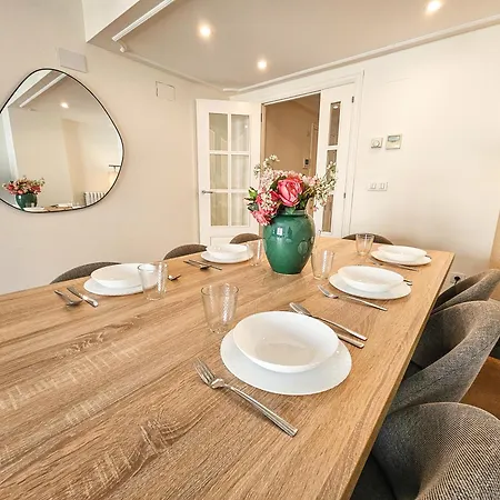 Apartment Independencia 3000 *